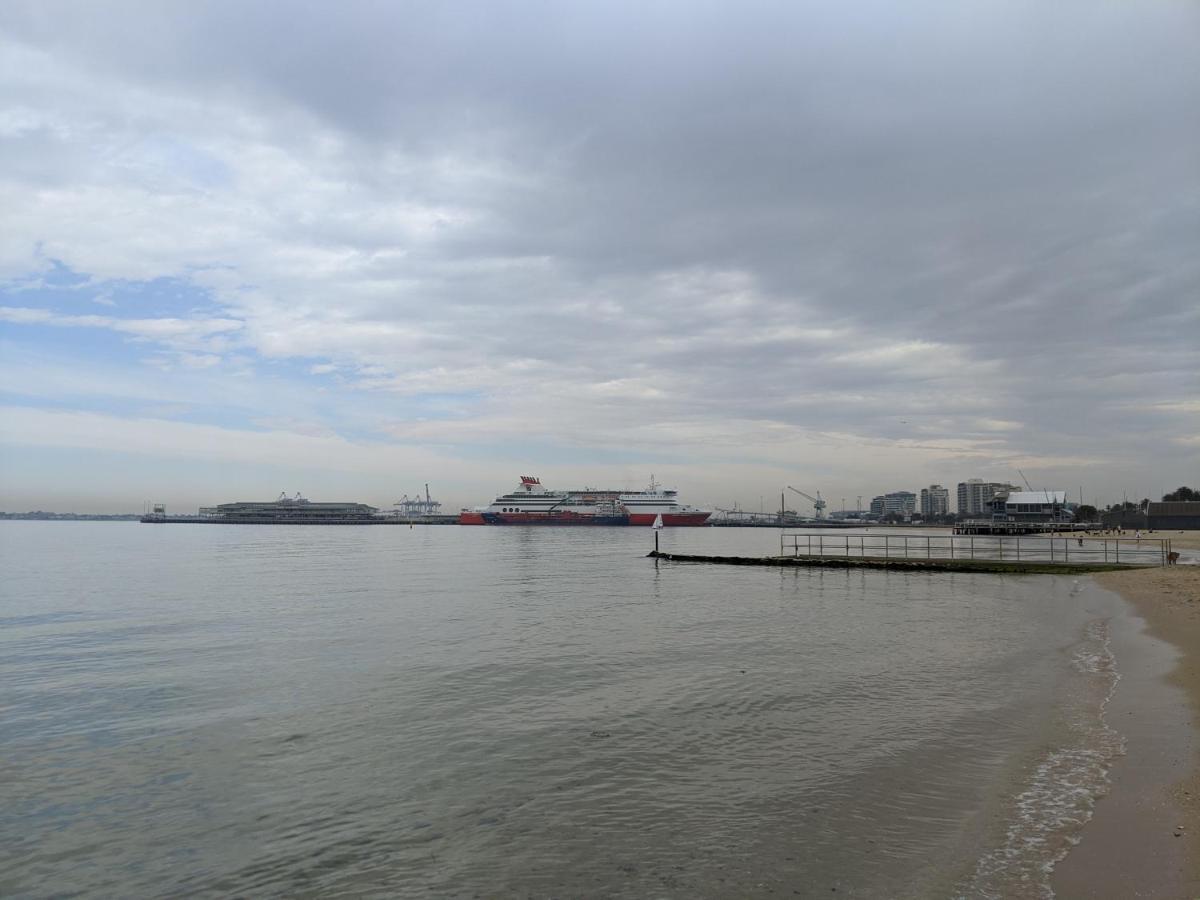 Staycentral - Spacious Seaviews Port Melbourne Exteriér fotografie